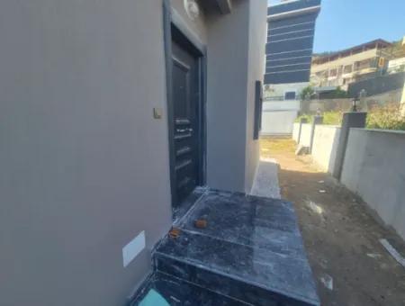 Maisonette-Ferienhaus Zu Verkaufen Mit 2 1 Garten In Izmir, Seferihisar, Doğanbey