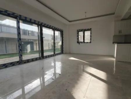 Izmir Seferihisar Çolakibrahim Mah.de 4 1 Villa For Sale