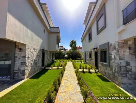 Izmir Seferihisar Çolakibrahim Mah.de 4 1 Villa For Sale